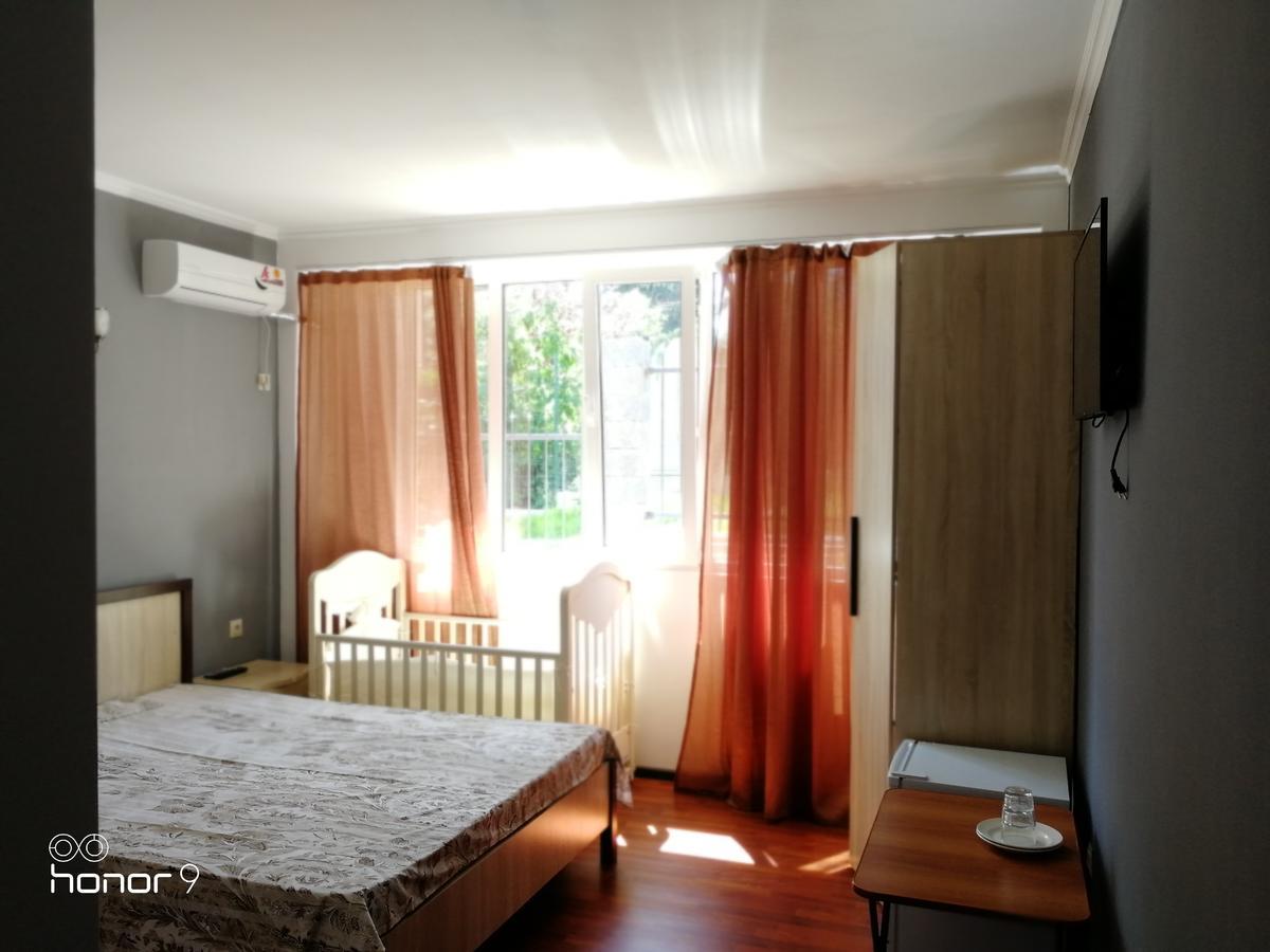 Hôtel Mira à New Athos Extérieur photo